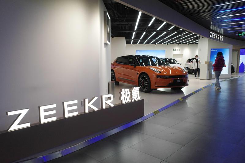  固态电池产业化破局：技术演进路径与投资逻辑深度解析 IT技术 固态电池产业化破局：技术演进路径与投资逻辑深度解析 IT技术 固态电池产业化破局：技术演进路径与投资逻辑深度解析 IT技术 固态电池产业化破局：技术演进路径与投资逻辑深度解析 IT技术