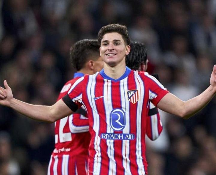  巴萨球迷的心声：那个等了三年的人，为什么迟迟不来？ 体育新闻