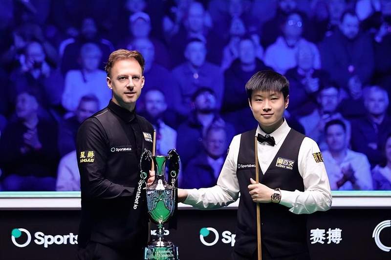  三冠加冕·奖金破百万英镑：赵心童改写斯诺克历史的技术密码 体育新闻 三冠加冕·奖金破百万英镑：赵心童改写斯诺克历史的技术密码 体育新闻