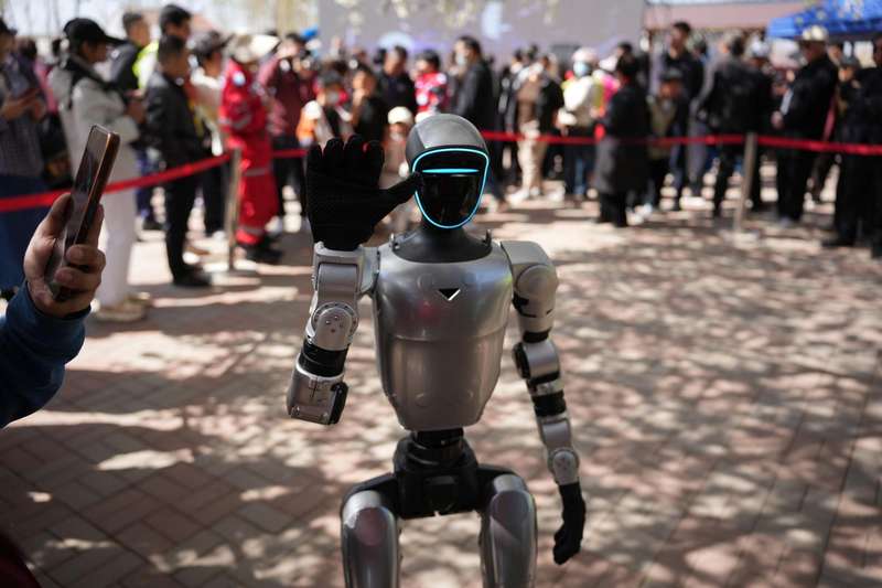  技术赋能乡村文旅：八台港桃花荟AI融合创新的深度解析 文化旅游