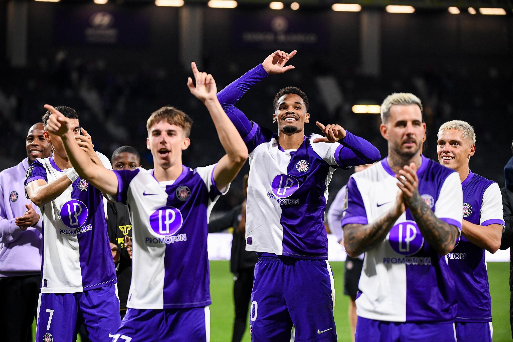 体育品牌联名背后的年龄密码：图卢兹双俱乐部案例的深度拆解