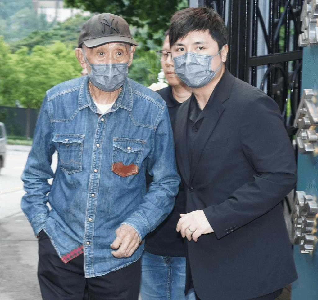  当母爱成为枷锁：施明的温柔如何亲手毁掉两个儿子的幸福 情感心理