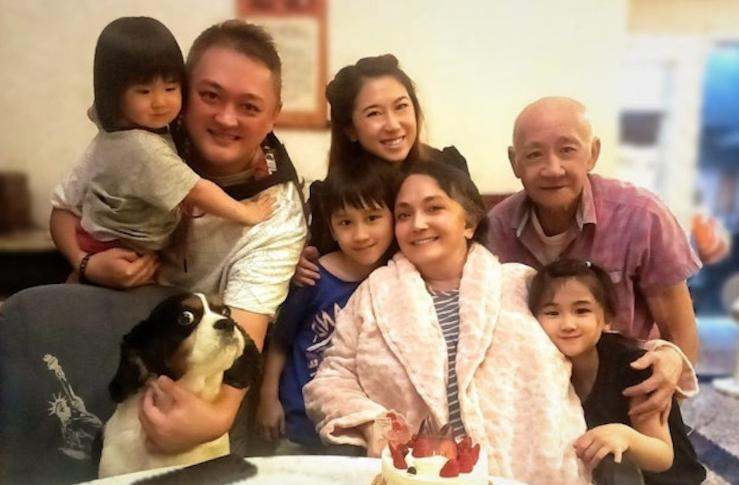  当母爱成为枷锁：施明的温柔如何亲手毁掉两个儿子的幸福 情感心理