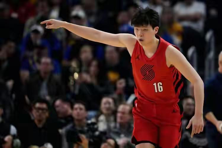  从发展联盟到NBA三双：吕佩尔的数据跃升密码解析 体育新闻 从发展联盟到NBA三双：吕佩尔的数据跃升密码解析 体育新闻